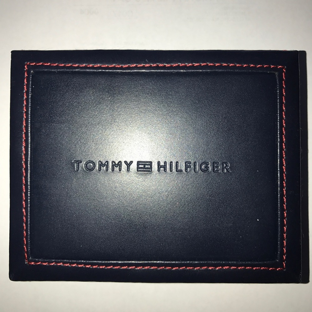 BRAND NEW Tommy Trifold and Valet Wallet